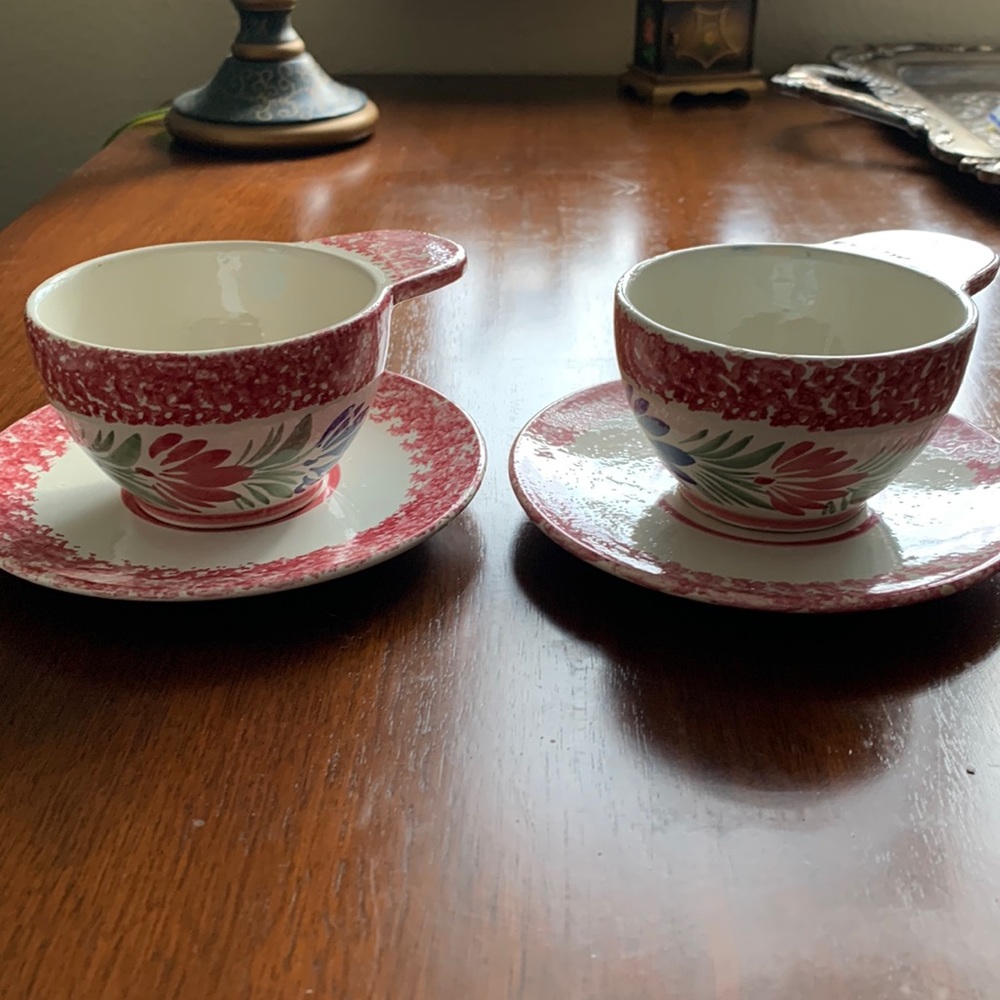 Pair of Quimper Tea Cups